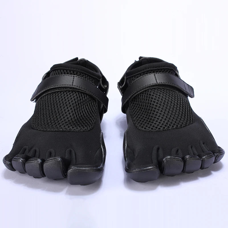 Big Size 45 44 Sale Yas Bae Design Rubber with Five Fingers Outdoor Slip Resistant Breathable Light weight sneakers Shoe for Men